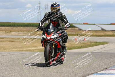 media/Apr-26-2024-TrackDaz (Fri) [[c4b677d280]]/B Group/120pm (Wheelie Bump)/